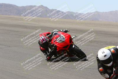 media/Apr-10-2022-SoCal Trackdays (Sun) [[f104b12566]]/Bowl (11am)/